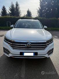Volkswagen Touareg 3.0 V6 TDI - 4X4 - PELLE - NAV.