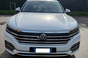 Volkswagen Touareg 3.0 V6 TDI - 4X4 - PELLE - NAV.