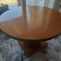 Tavolo da pranzo in legno