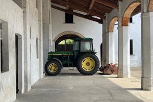 John Deere 3350