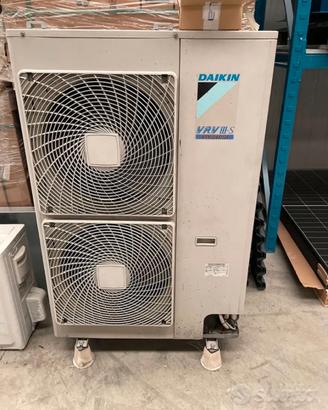 Daikin MIni VRV + macchine interne  a soffitto