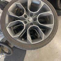Gomme e cerchi skoda 225/35/19 88y