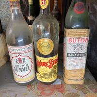 Liquori antichi strega kummel buton mandorla capri