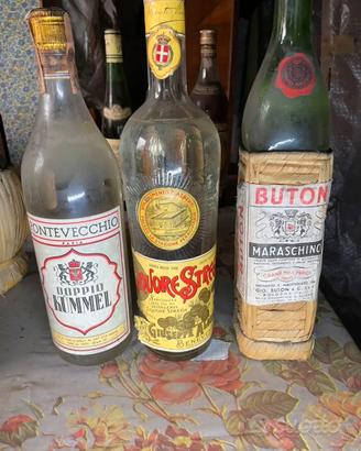 Liquori antichi strega kummel buton mandorla capri