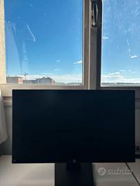 Monitor HP da 23.8 pollici