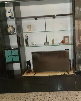 Parete attrezzata