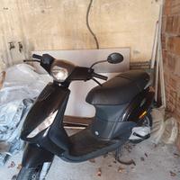 scooter piaggio Zip 50 cc