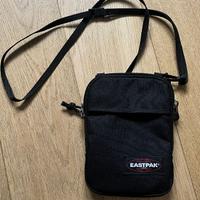 EASTPAK BUDDY Borsa a Tracolla, 0.5 L - Black