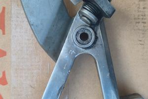 Pedane sx e dx Aprilia RS 125 2006