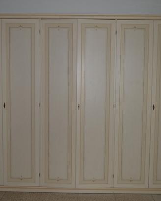 Coppia armadi in legno vintage a 6 ante