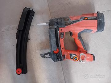 spara chiodi Spit 800P+