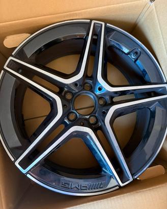 Cerchi Mercedes AMG 19” originali per GLA