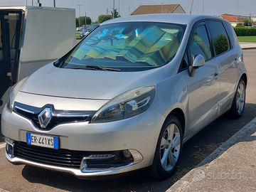 Renault scenic