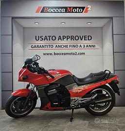 Kawasaki GPz 900 R