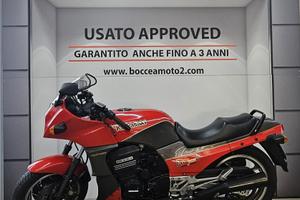 Kawasaki GPz 900 R