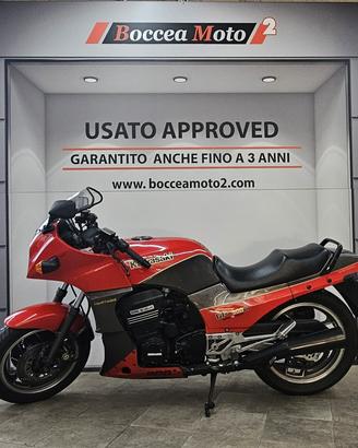 Kawasaki GPz 900 R