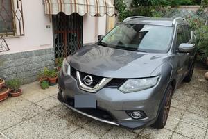 Nissan X trail