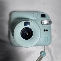 Fujifilm Instax Mini 12 verde fotocamera istantane