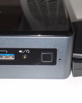 Mini pc Intel nuc 8gb Hard disk 120gb