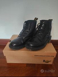 Dr. Martens in pelle nera 