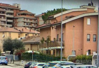 Garage mq 25 a Macerata