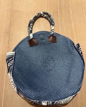 Borsa blu in simil paglia