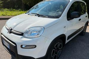 Fiat Panda 1.0 FireFly S&S Hybrid City Life 5 post