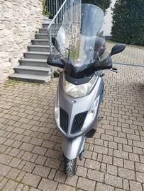 Scooter Kymco Dink 200