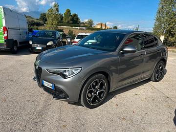 Alfa Romeo Stelvio 2.2 Td 210 cv AT8 Q4 Veloce