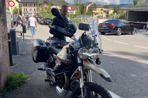 Moto guzzi V85 tt travel