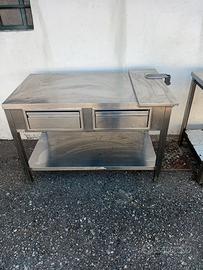 tavolo da cucina inox con cassetti