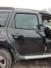 Porta posteriore dx DACIA DUSTER del 2012