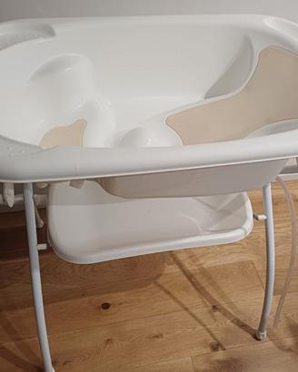Vaschetta da bagno neonato. CAM