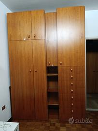 armadio usato in legno