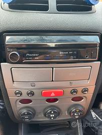 Piooneer avh5200bt