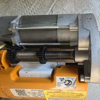 Motore per saracinesca 