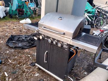 3 BARBECU IN ACCIAIO