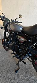 Royal Enfield Hunter 350 (HNTR) Grigio