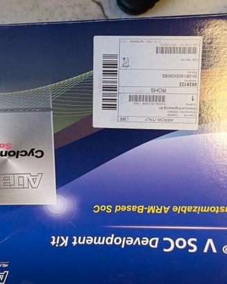 Kit di Sviluppo Altera Cyclone V SoC (FPGA+ARM)