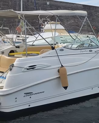Barca Chaparral Signature 240 5.0Gi Volvo Penta DP