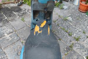 Vespa LX 