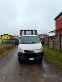 Iveco Daily 35c10 ribaltabile trilaterale 