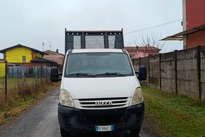 Iveco Daily 35c10 ribaltabile trilaterale 