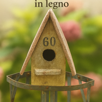 Casetta per uccelli in legno