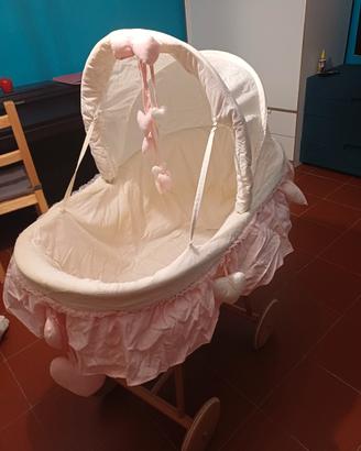 Culletta vintage per neonato in vimini