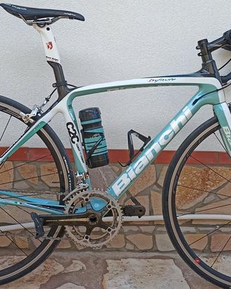 Bianchi infinito.
