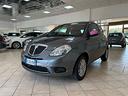 lancia-ypsilon-1-2-versus