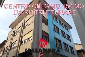 Appartamento di 170 m² con 5 locali a Oleggio