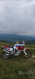 honda africa twin 750 rd04