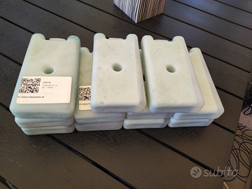 Mattonelle refrigeranti